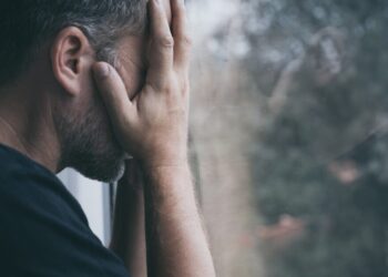 How mental problems make influencers influential