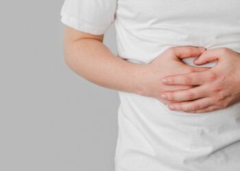 Two quick treatments to remove acidity at home