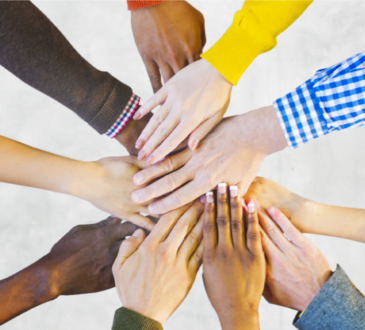 Human Rights Watch raps India for '20 Internet Shutdowns in 2017' 6