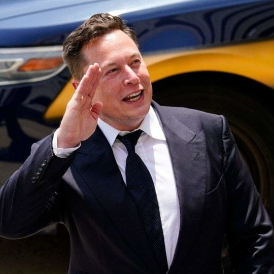 First space, then auto—now Elon Musk quietly tinkers with education 25