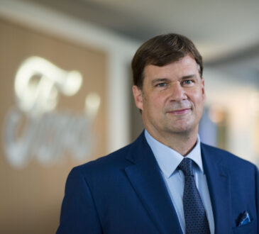 The Rise of Jim Farley: A Look at His Net Worth 13 The Rise of Jim Farley: A Look at His Net Worth 13