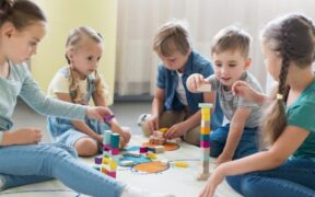 How to Teach with Educational Implications of Pragmatism 3