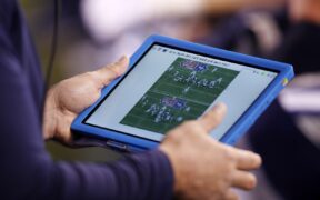 NFL Tablets On The Sidelines 3