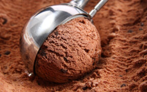 A Scoop from the Celebrity World: What Does TMZ Stand For? 4