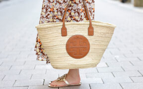 Add Summer Flair With a Striking Beach Handbag 3