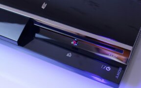 Which is Better - PS3 or Xbox 360? 2
