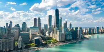 Chicago: THOUSANDS of flights cancelled due to deadly polar vortex – latest travel update