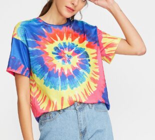 Tie Dye Your Shirt Now and Become the Hottest Trendsetter of the Summer 3