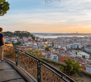 Lisbon Travel Guide 2