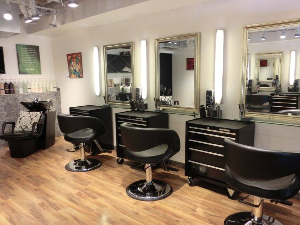 Budget-friendly Interior Designing Ideas for Your Beauty Salon 1