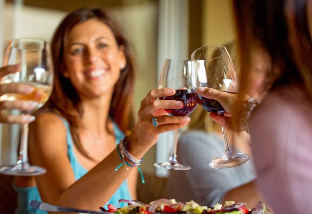 The Best 10 Drinks for Women for Anti-Ageing 3