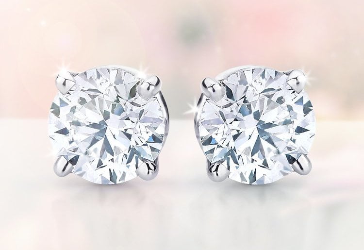 Diamond Jewelry: Why You Should Not Miss A Piece 6