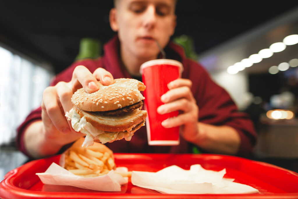 Hard Facts and Alarming Effects of Fast Food You Should Not Ignore 3