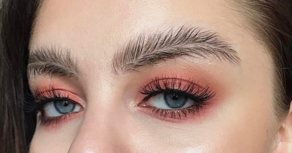 Feather Brows: The Latest Trend in Eyebrow Styling 3