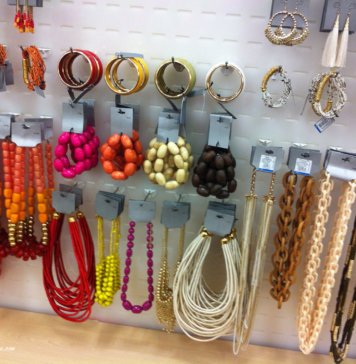 Elegant Jewelry and Fashion Accessories For Women