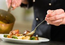 Top Five Food Handler Tips to a Safer Restaurant