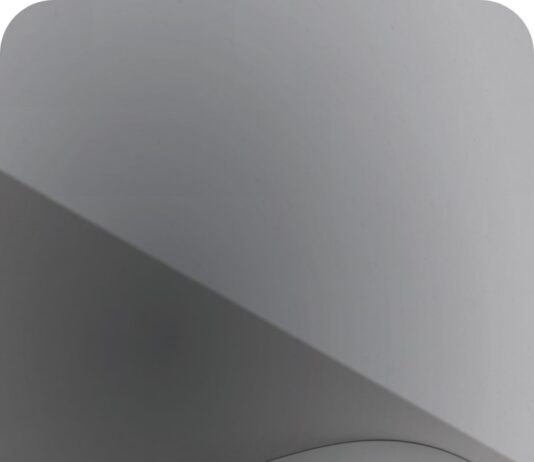 How to tell if someone is watching you on a security camera