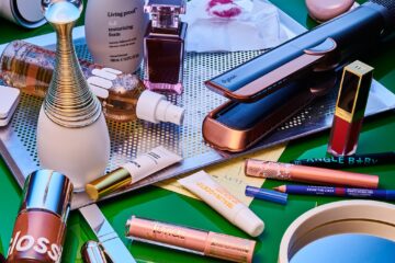 YOUR FAVORITE BEAUTY PRODUCTS ARE EFFING WITH YOUR HORMONES 3