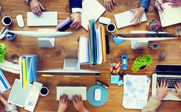 Top 12 Blogs For Travel Bloggers 1