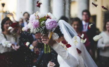 SUPER OUT-OF-THE-BOX WAYS TO MAKE YOUR SPECIAL DAY UNIQUE 10