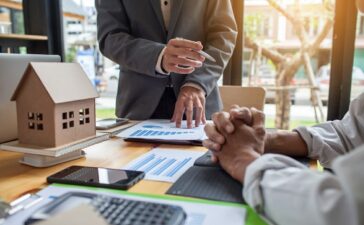 Real Estate Finance Job Description and Salary 3