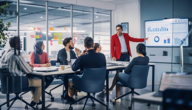 How to Choose a Company to Invest In 6