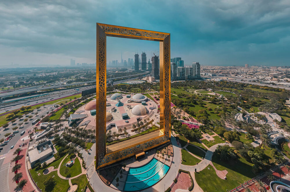 What Expats Should Know Before Working with Real Estate Agents in RAK 1