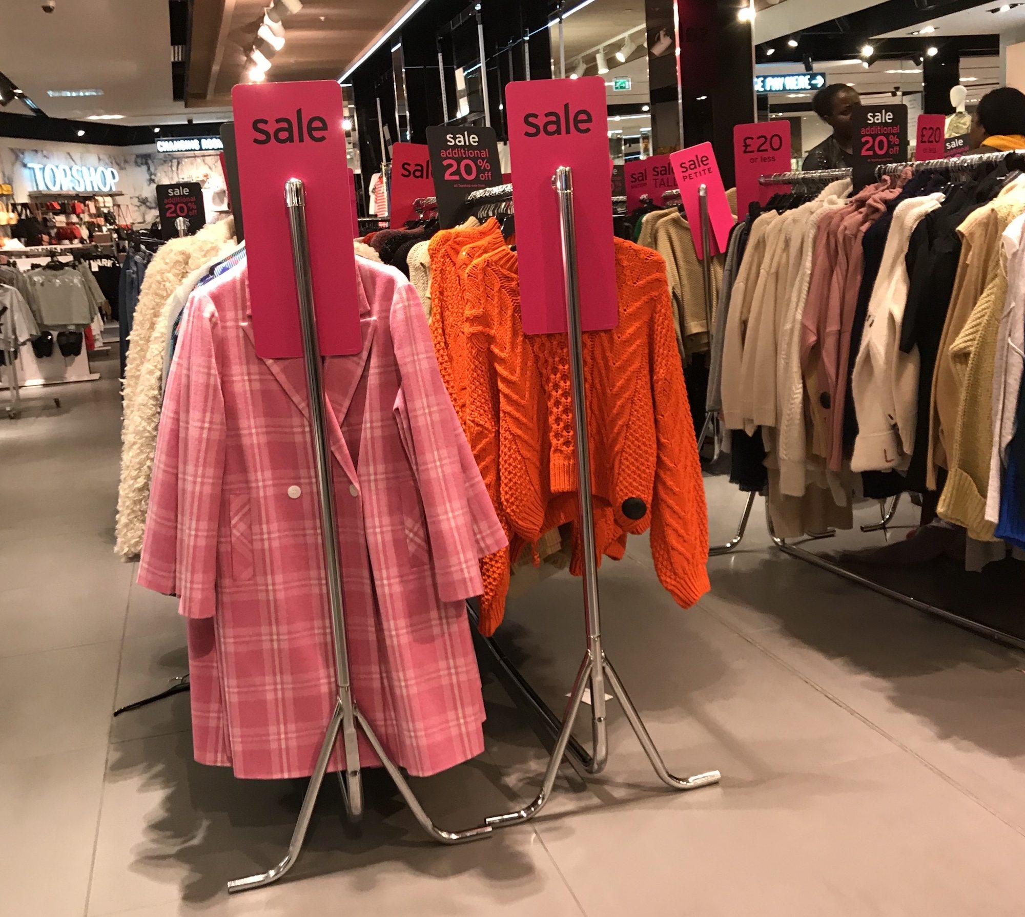 Great Outfitter Denim Rocks Fashion & Retail Sales Great Outfitter Denim Rocks Fashion & Retail Sales