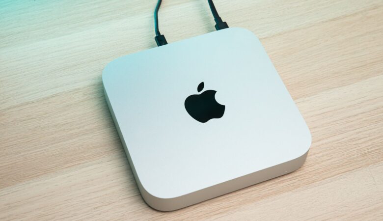 The Endless Debate - Mac Vs PC 1