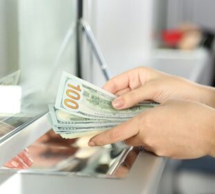 Your money: Why bank deposits are no longer a favourite with traders 1 Your money: Why bank deposits are no longer a favourite with traders 1