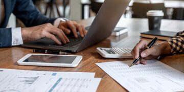 Investment in Banks - How To Invest In Banks 10 Investment in Banks - How To Invest In Banks 7
