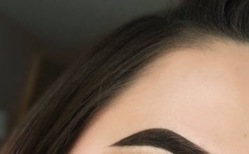 Beauty tips: make waves with sea-green eyes Home 1