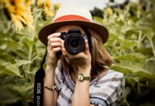 HOT BOTS Webcam sex site hires ROBOT stripper to twerk on camera for cash