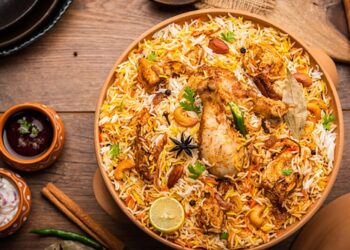 From crispy ‘parathas’ to flavourful ‘qormas’: Debunking the many myths of Mughlai delicacies
