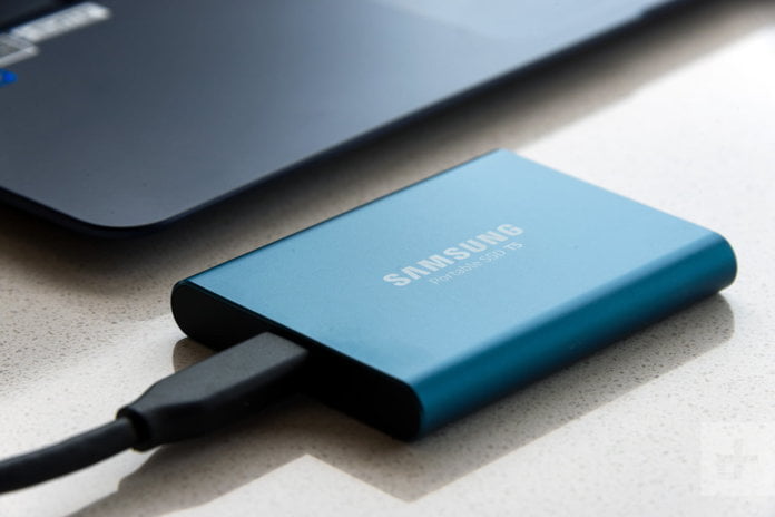 samsung-t5-ssd-review-angle-1500x1000