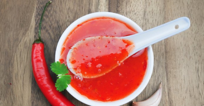 Lacto-fermented-Red-Pepper-Hot-Sauce-Header