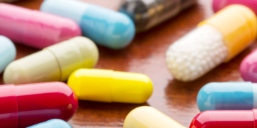 Grassley, Ernst co-sponsor prescription drug invoice