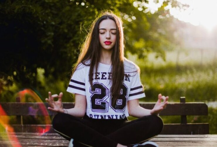 Discover the Power of Mindfulness with liveamoment.org 33