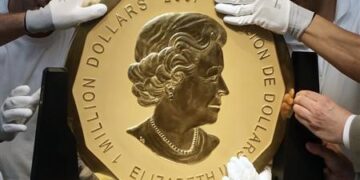 World’s Biggest Gold Coin Makes History In New York