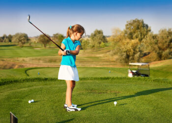Benefits of Golf for Kids: Getting Them Started