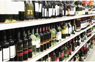 It's Time to Modernize Your Store with the Latest Digital Signage 27