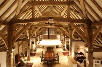 TIPS TO PROVIDE GOOD BARN LIGHTING 12