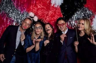 Top 4 Ways to Plan a Perfect Corporate Party 11