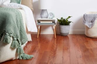 CHOOSING THE RIGHT FLOORING 10