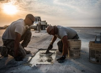 Necessary Safety Precautions To Follow When Moving Heavy Materials Manually