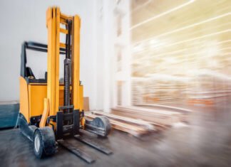 Seven Reasons to Invest in Material Handling Tools for Your Warehouse
