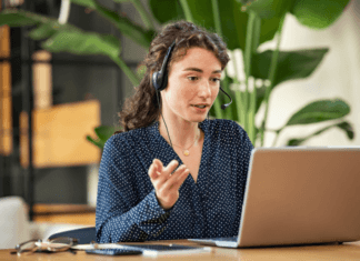 Meet Your Customer Service Goals With the Right Resources