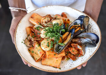 Discover the Best Seafood in CT: A Guide to Savoring the Ocean’s Finest Delights