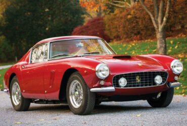 AUTOMOBILE GIANT EICHER AND AIDE ET ACTION 57