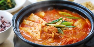 Kimchi stew, Spam and rice: Netflix film ‘Always Be My Maybe’ celebrates Asian delicacies in American life 8